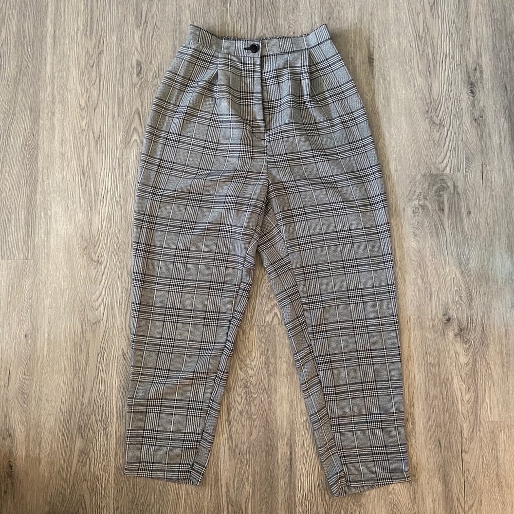 🚨SOLD🚨 H&M - Tapered Trousers